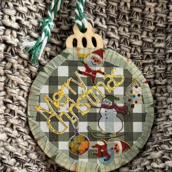 New Handmade 3”x3” wooden “Merry Christmas” hanging tree ornament $11 - Picture 3 of 8